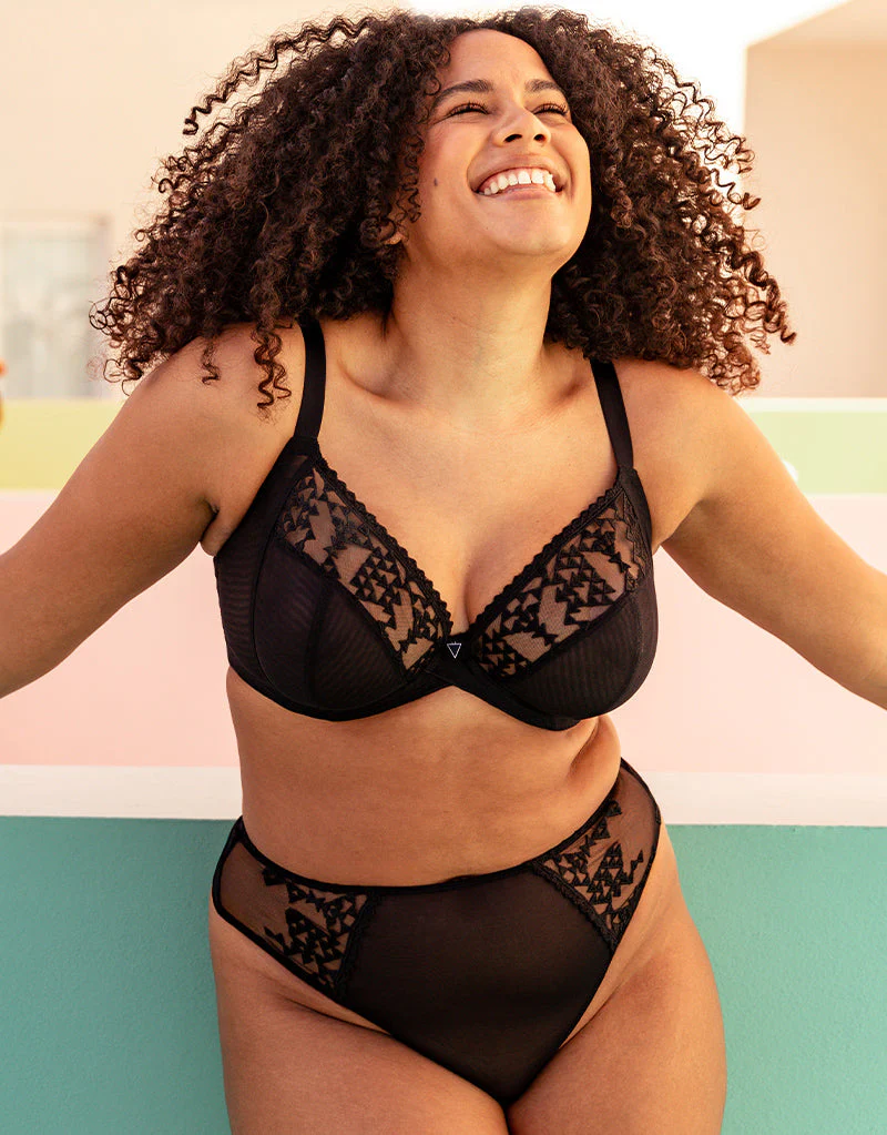 Curvy Kate Centre Stage Deep Thong Black - Image 5